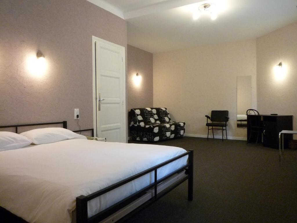 Hotel La Flamme Rouge Saint-Girons  Pokój zdjęcie