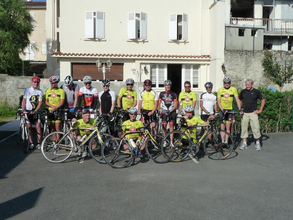 Hotel La Flamme Rouge Saint-Girons  Zewnętrze zdjęcie